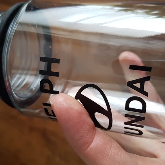 Hyundai Plastic BPA Free Water Bottle Guelph Hyundai - Picture 11 of 13